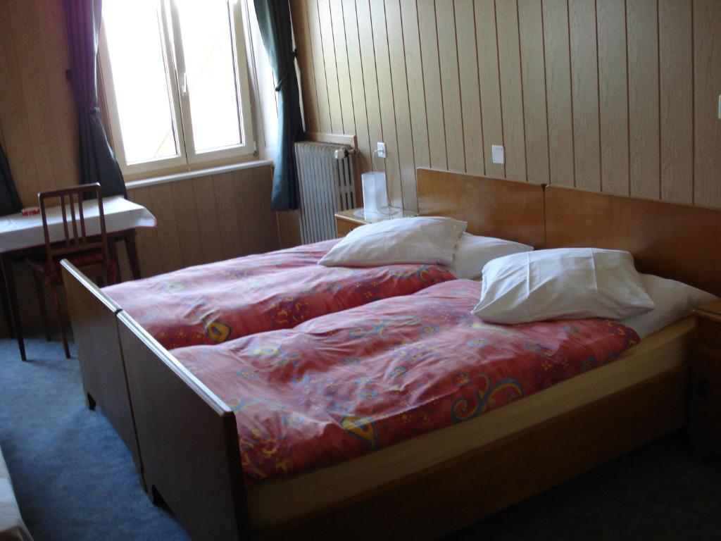 Hôtel Les Tilleuls à Gorgier Chambre photo