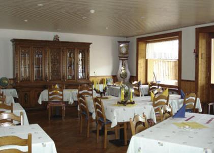 Hôtel Les Tilleuls à Gorgier Extérieur photo